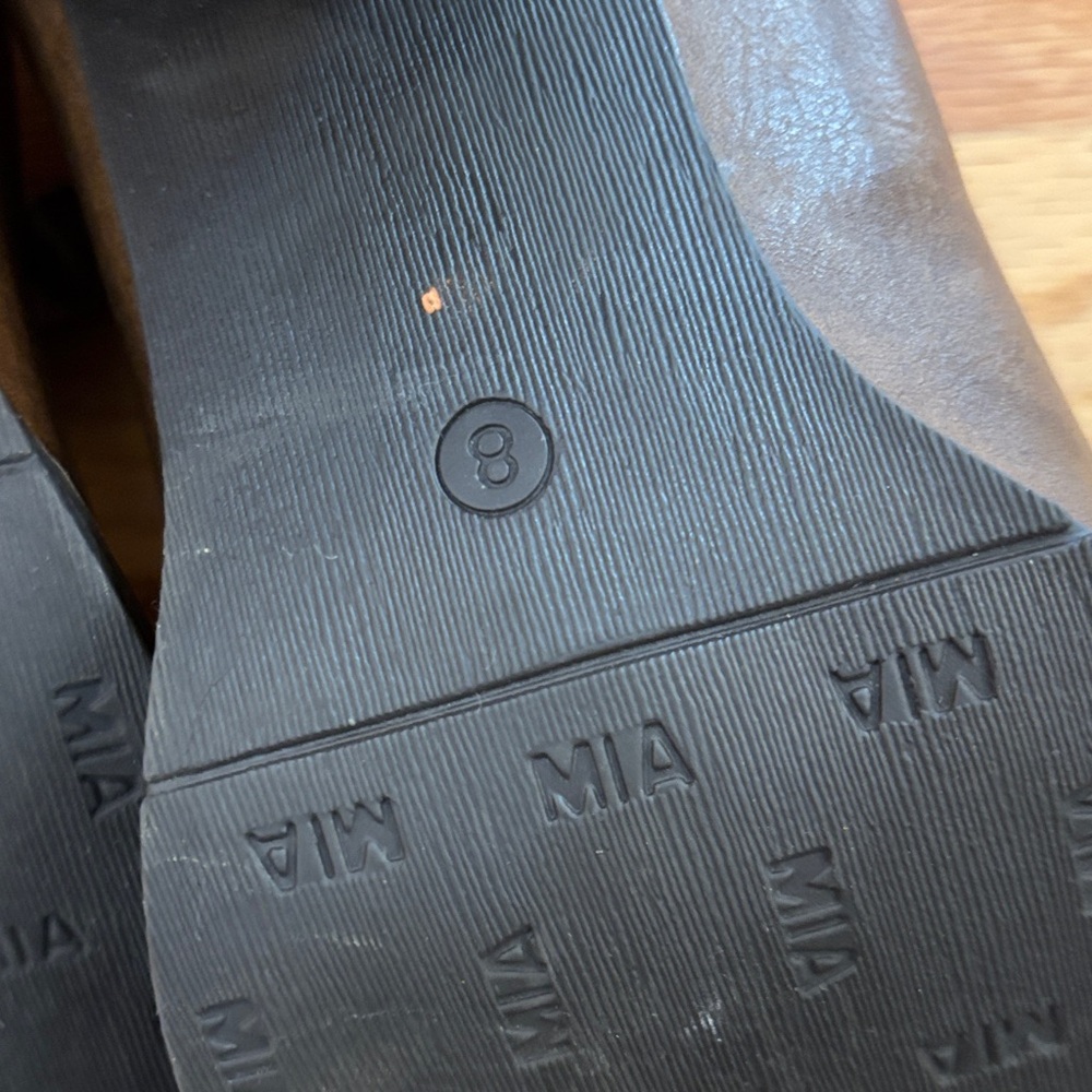 MIA Brown Mary Jane Block Heel Pumps - Picture 3 of 7